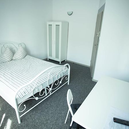 Moonriver Inn Warsawa Bagian luar foto