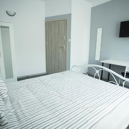 Moonriver Inn Warsawa Bagian luar foto