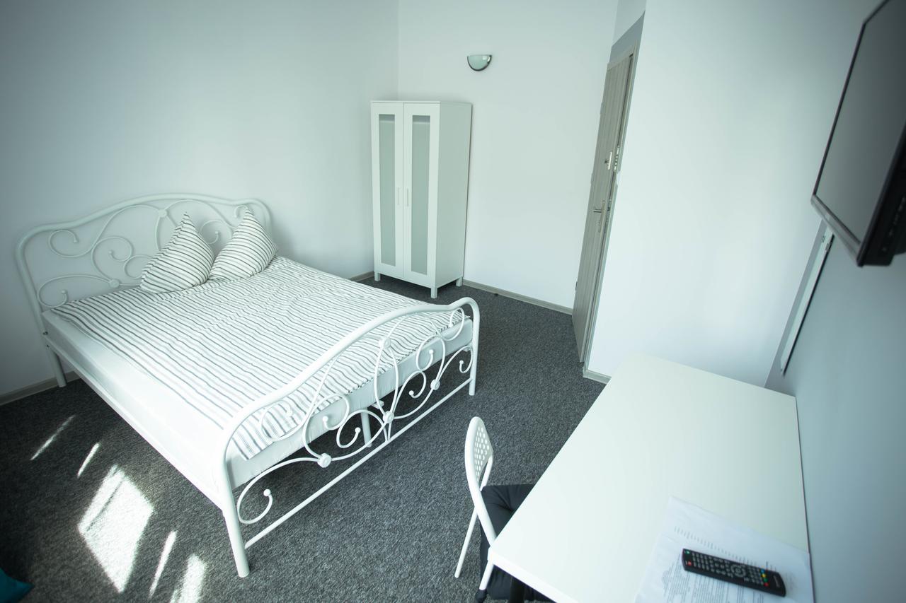 Moonriver Inn Warsawa Bagian luar foto