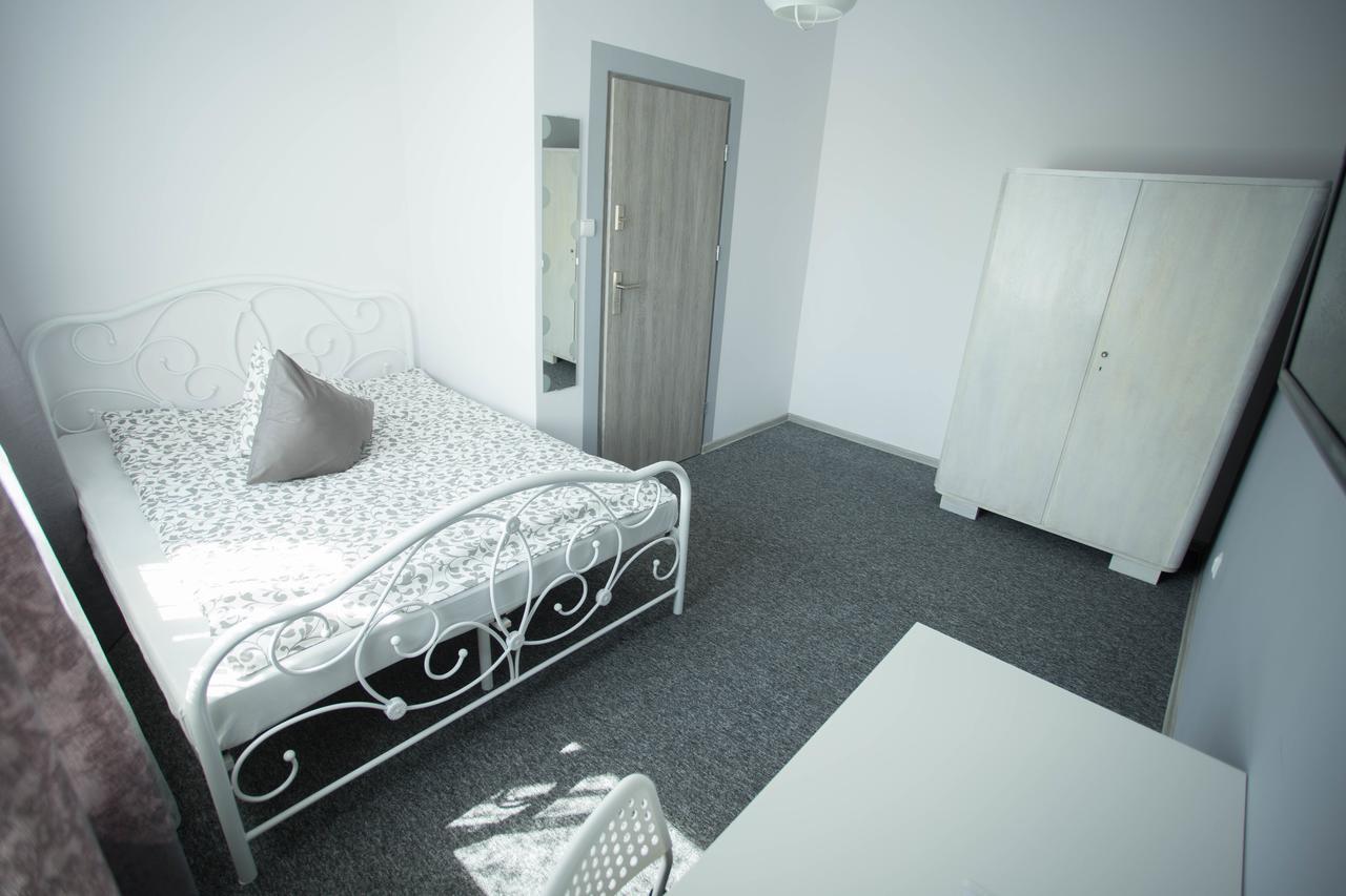 Moonriver Inn Warsawa Bagian luar foto