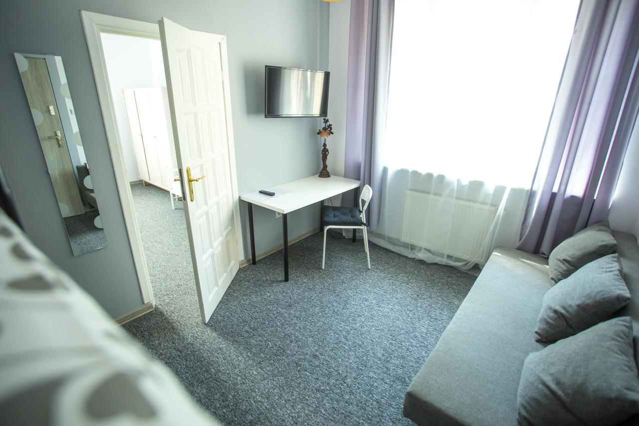 Moonriver Inn Warsawa Bagian luar foto