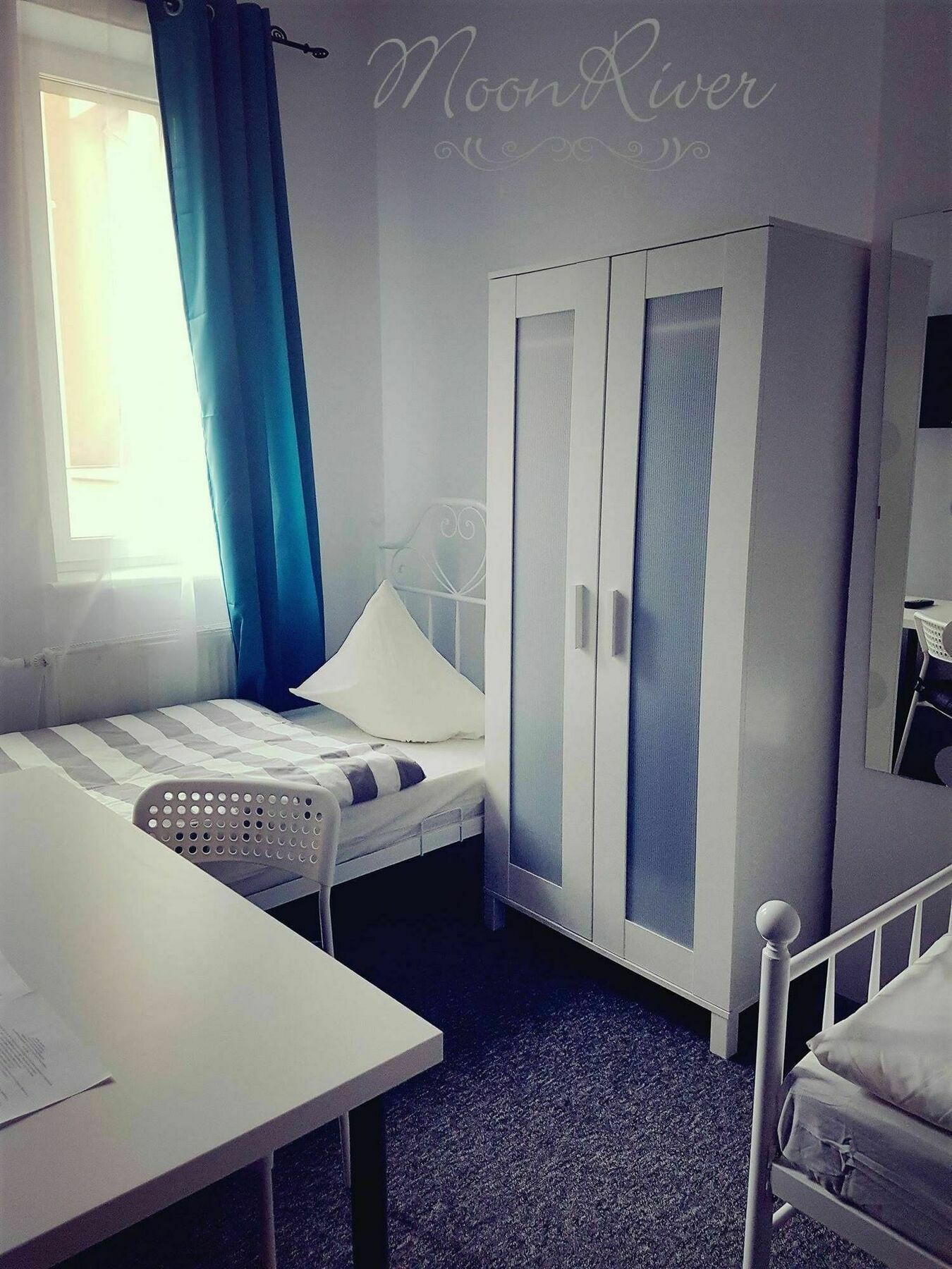 Moonriver Inn Warsawa Bagian luar foto